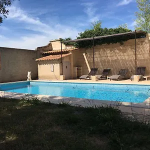 Des Carassins Saint-Rémy-de-Provence