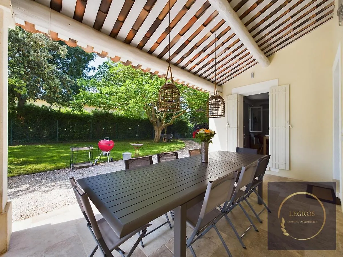 Villa Crousadou, 10 Personnes Avec Piscine A Saint-Remy-De-Provence France